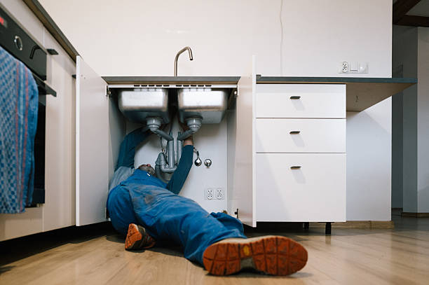 Professional Pipe Repair technician working in Clinton, OH